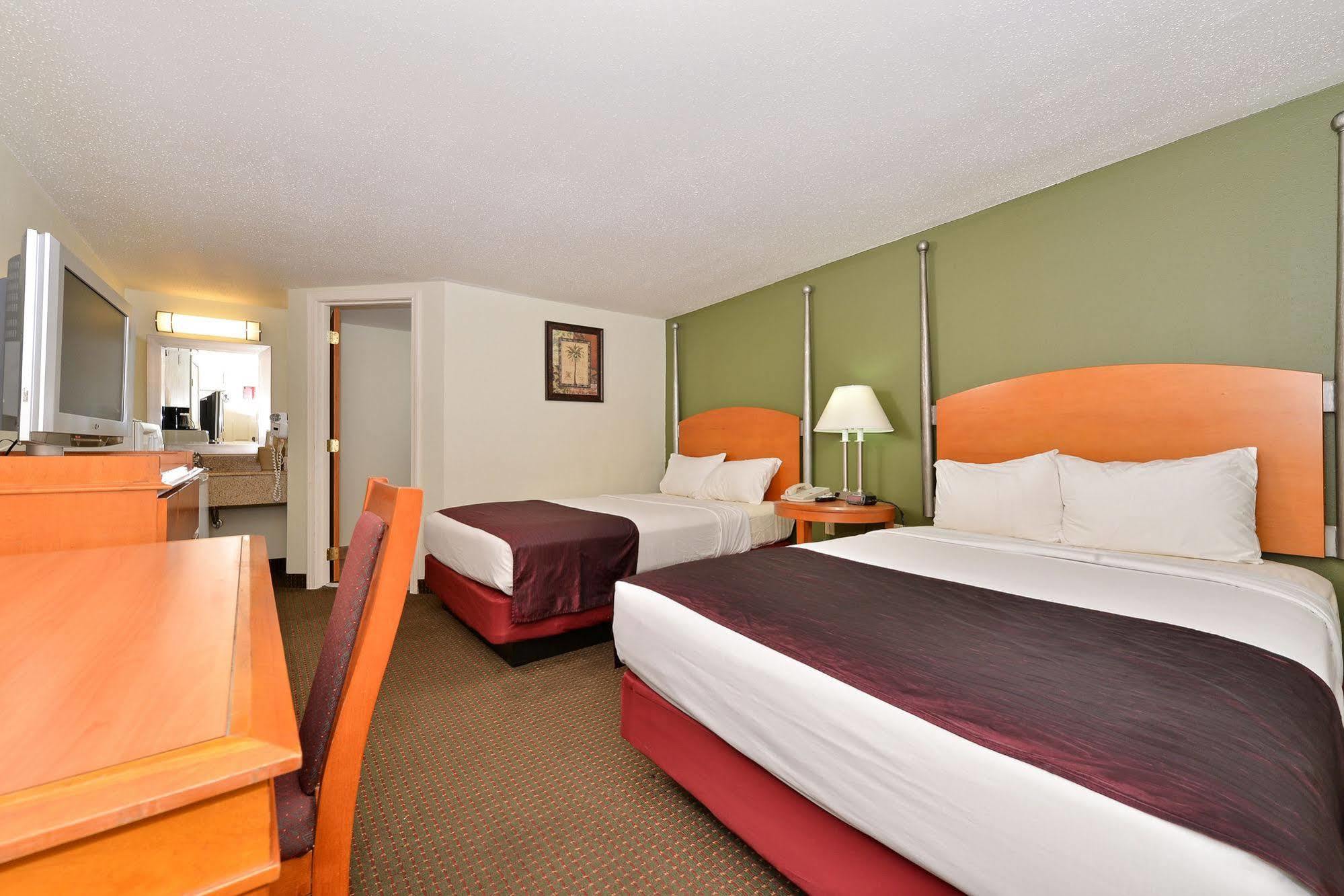Charleston Eagle Inn Zewnętrze zdjęcie