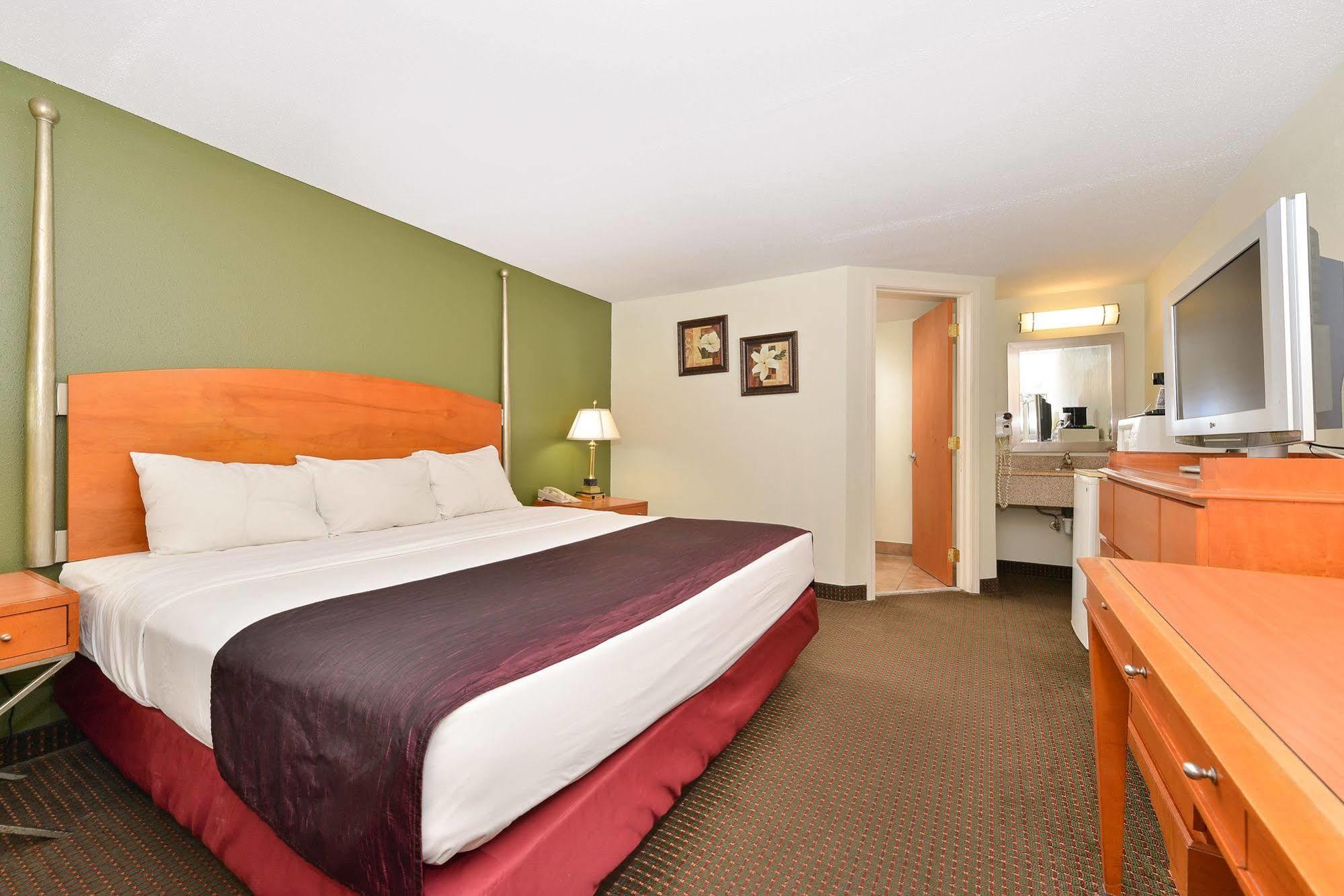 Charleston Eagle Inn Zewnętrze zdjęcie